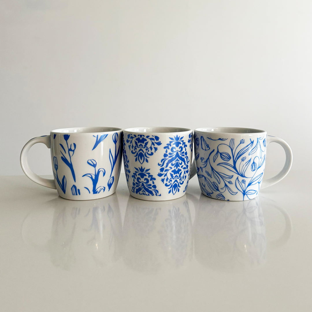 Classic blue mug set