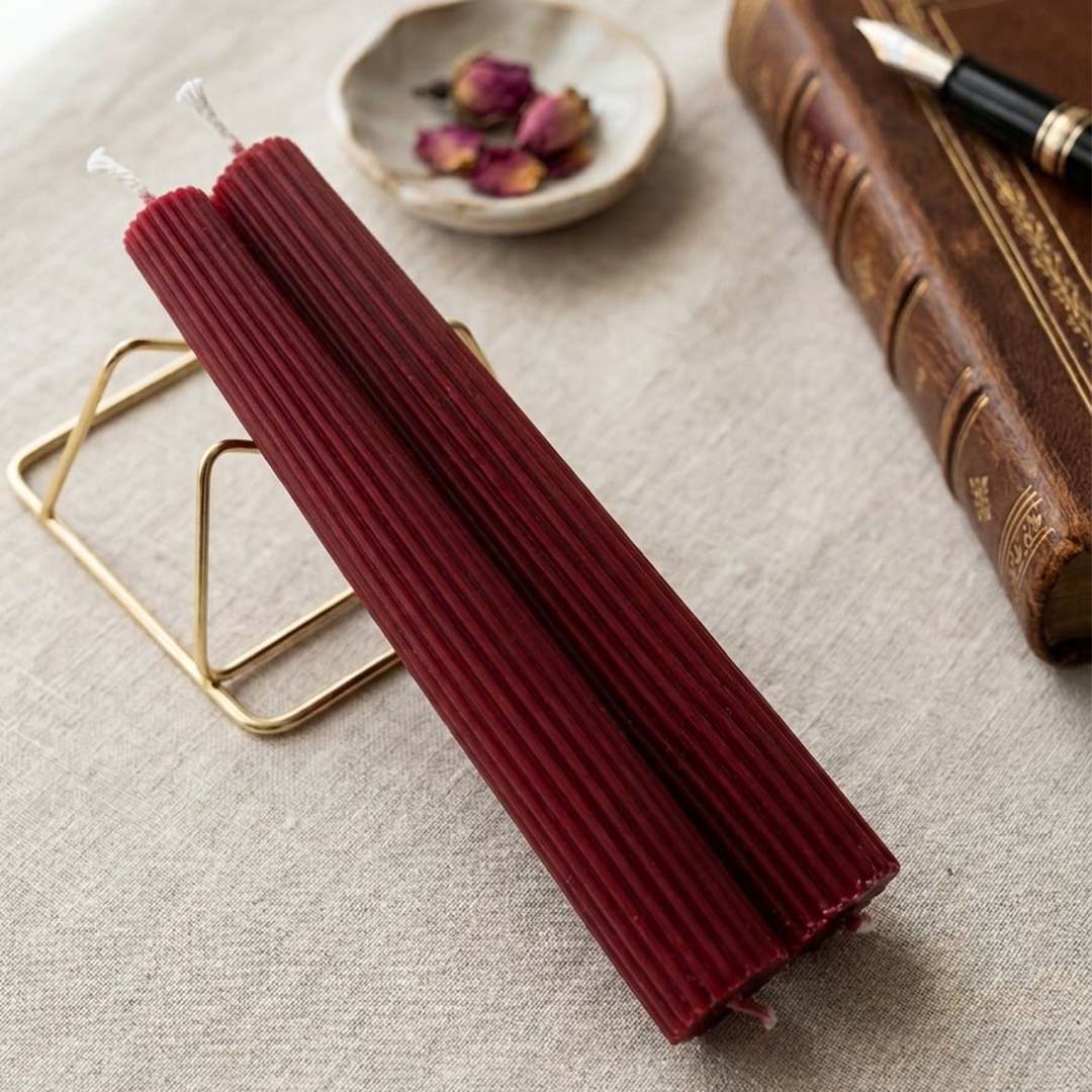 Dark red Sculpted Pillar Candle Set