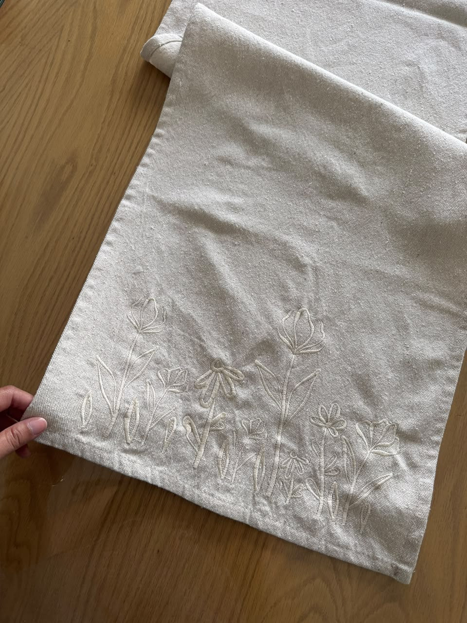 Pure Bloom Cotton Table Runner ( 6 to 8 Seaters )