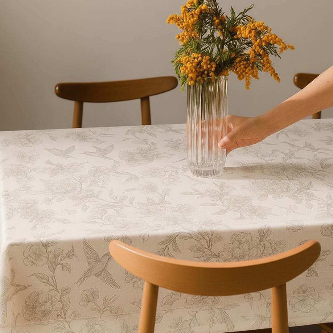 Elegant Floral Bird Sketch Table Cloth (6-Seater)(160 × 245 cm)