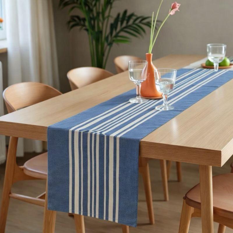 Blue Center Stripe Table Runner ( 6 Seaters )
