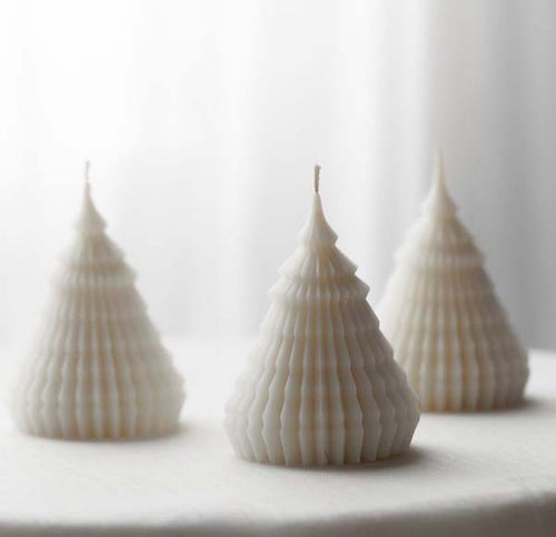 2 Christmas tree candles
